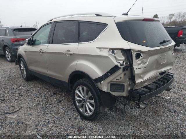 Photo 2 VIN: 1FMCU0JD1HUD17580 - FORD ESCAPE 