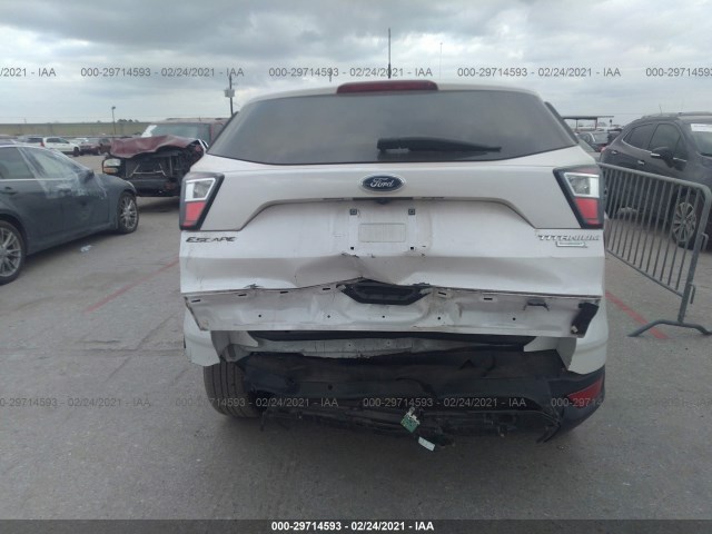 Photo 5 VIN: 1FMCU0JD4HUB35355 - FORD ESCAPE 