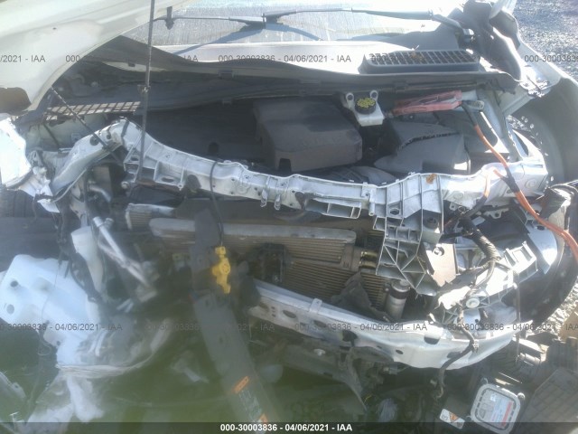 Photo 9 VIN: 1FMCU0JD4HUB43049 - FORD ESCAPE 