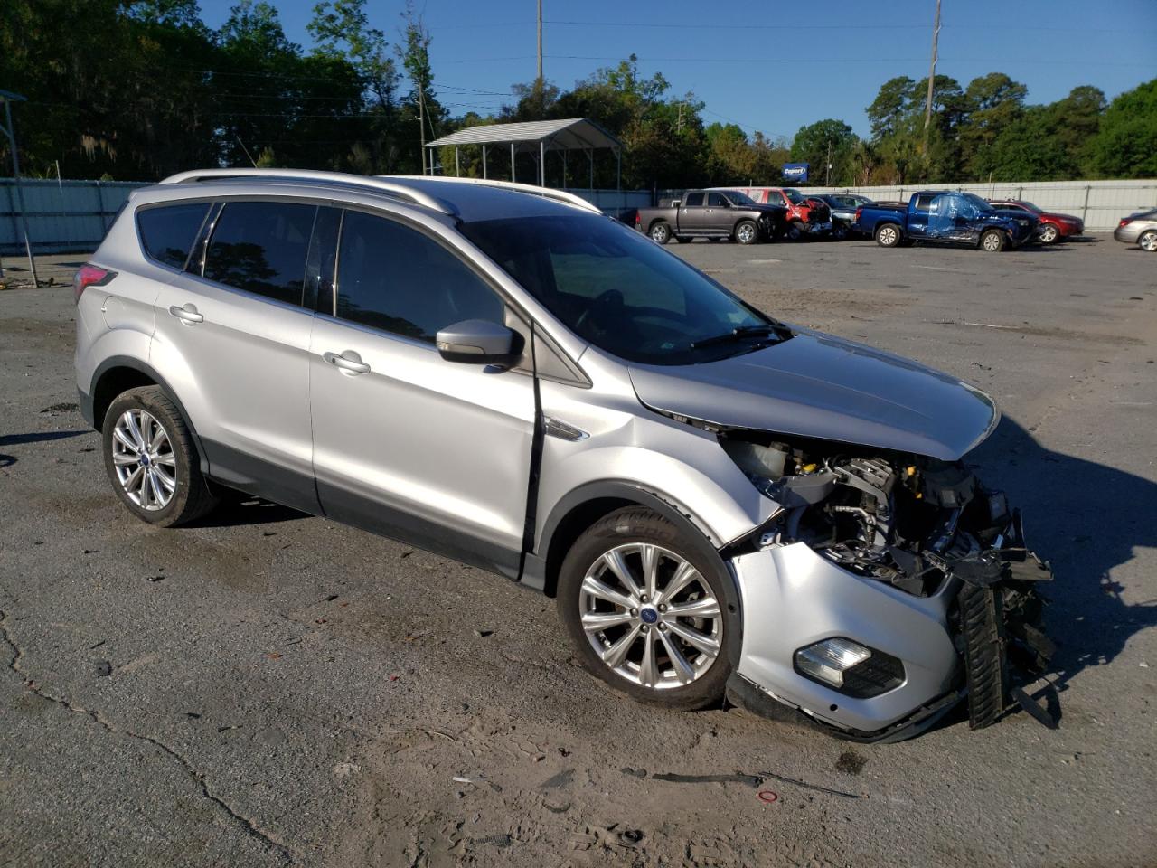 Photo 3 VIN: 1FMCU0JD5HUA57961 - FORD ESCAPE 