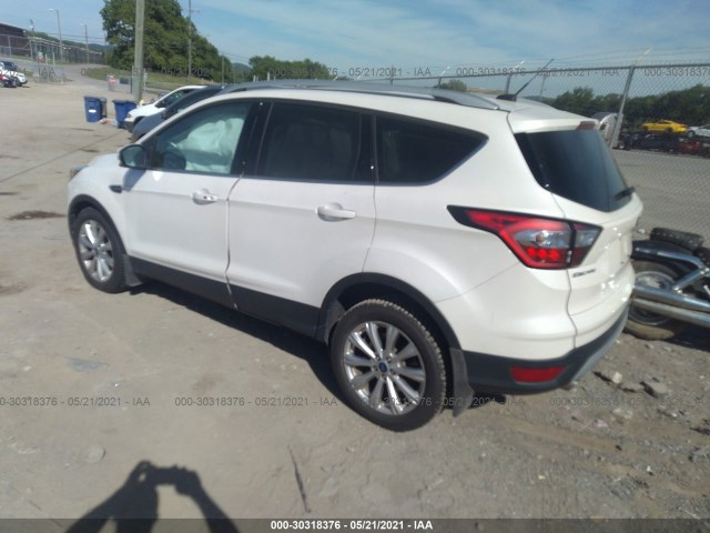 Photo 2 VIN: 1FMCU0JD8HUD15289 - FORD ESCAPE 