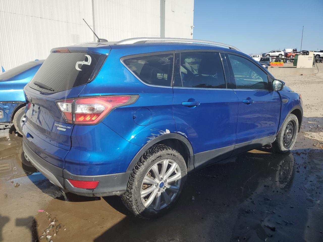 Photo 2 VIN: 1FMCU0JD9HUA49314 - FORD ESCAPE 