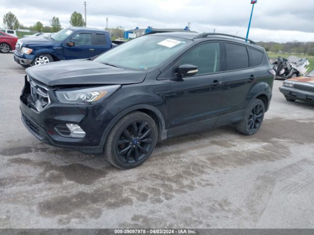 Photo 1 VIN: 1FMCU0JDXHUC73031 - FORD ESCAPE 