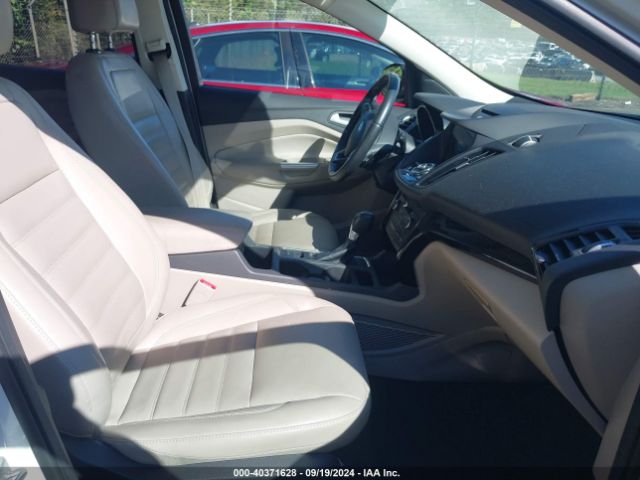 Photo 4 VIN: 1FMCU0JDXHUD34247 - FORD ESCAPE 