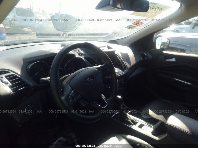 Photo 4 VIN: 1FMCU0JDXHUE57286 - FORD ESCAPE 