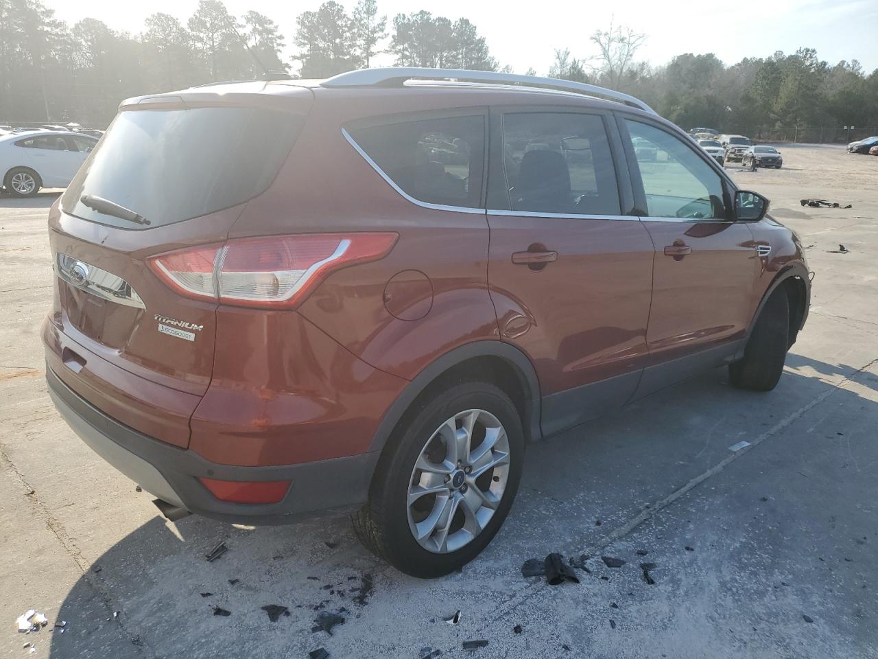 Photo 2 VIN: 1FMCU0JX0FUA37740 - FORD ESCAPE 