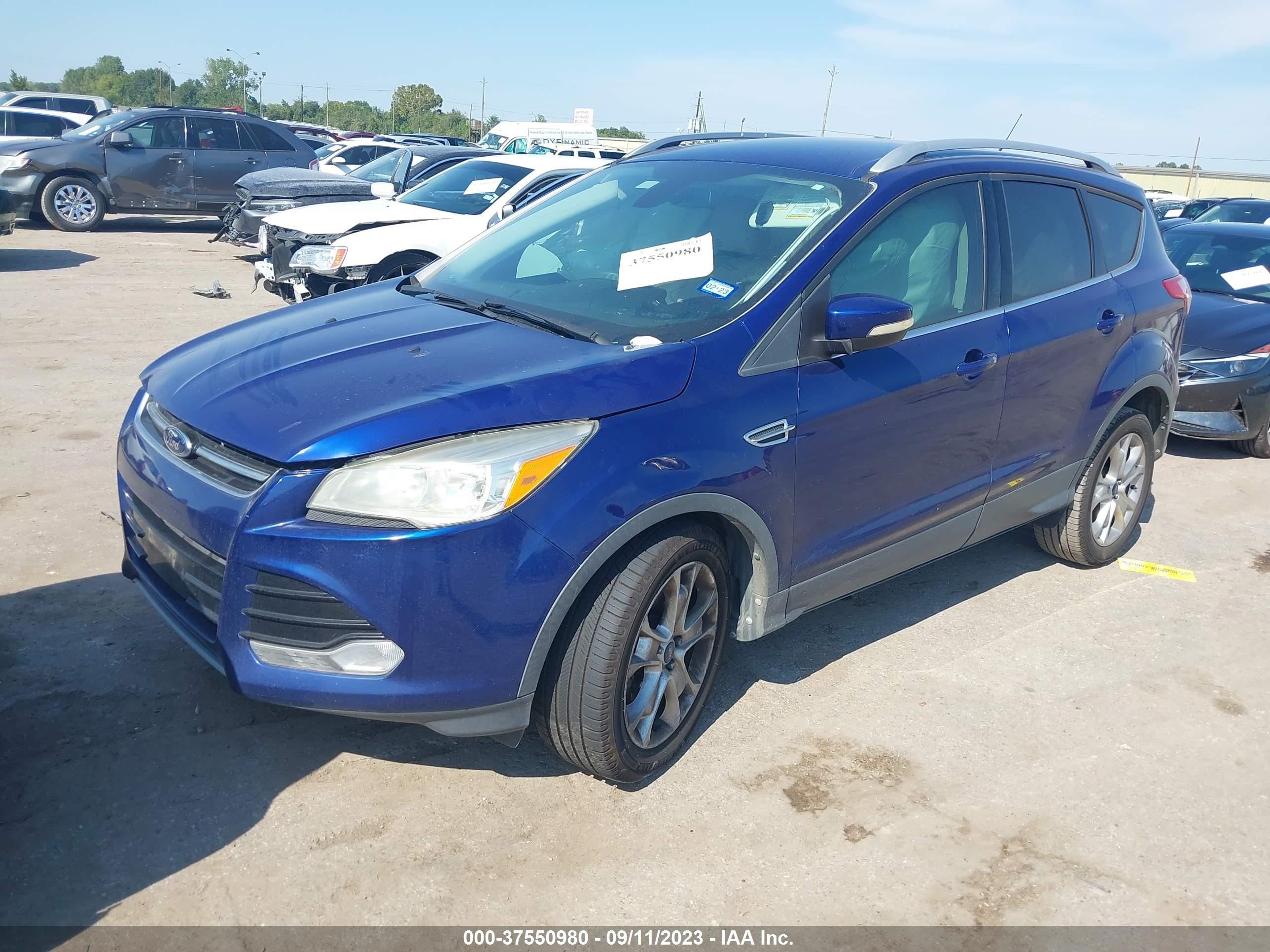 Photo 1 VIN: 1FMCU0JX1FUA61271 - FORD ESCAPE 