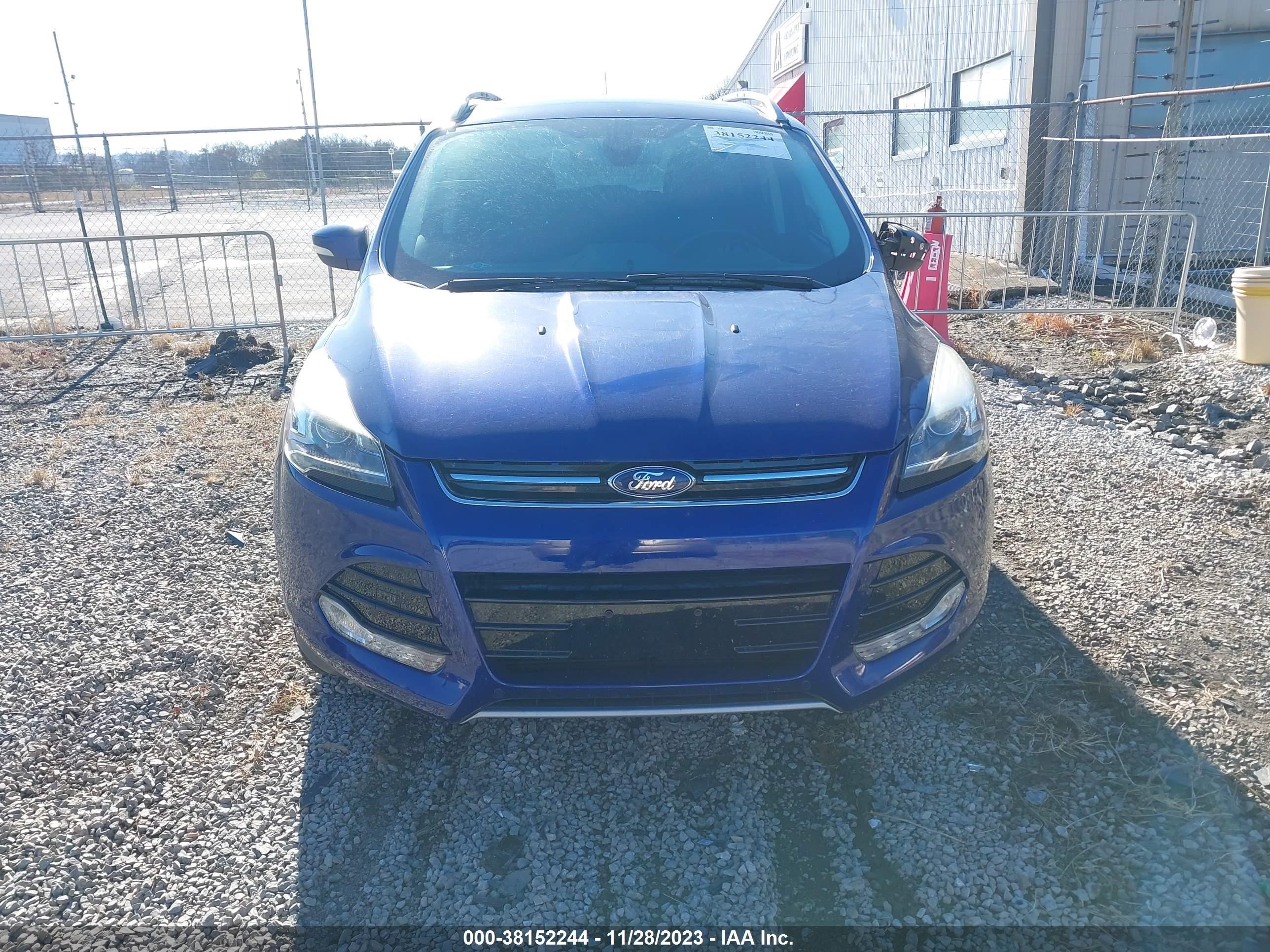 Photo 11 VIN: 1FMCU0JX2FUA76779 - FORD ESCAPE 