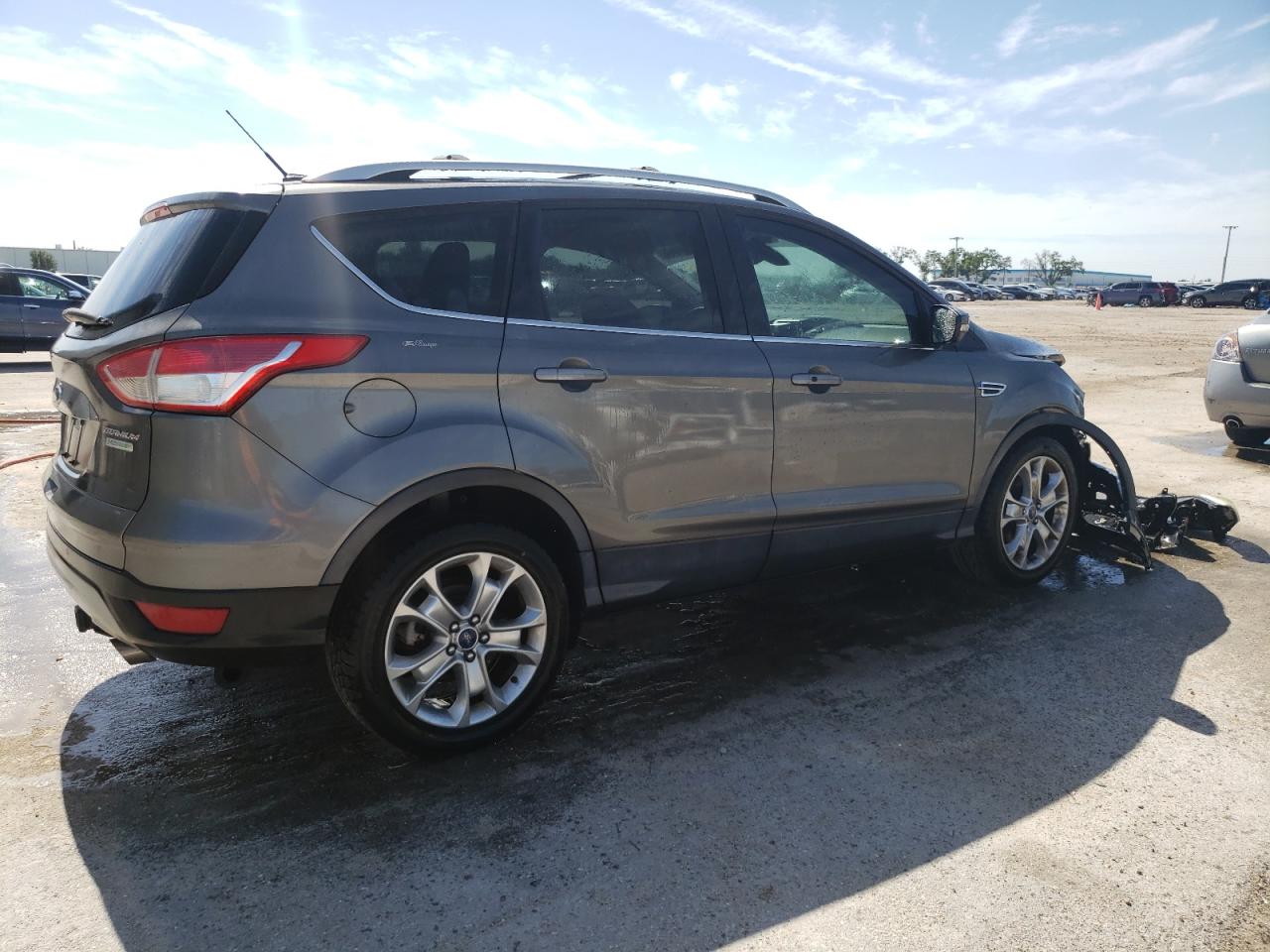 Photo 2 VIN: 1FMCU0JX7EUC65247 - FORD ESCAPE 