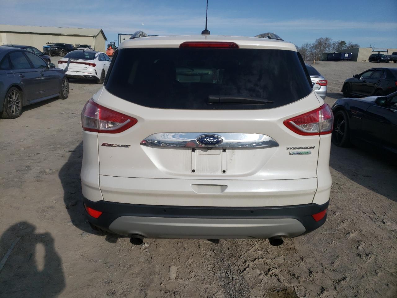 Photo 5 VIN: 1FMCU0JX8EUA43025 - FORD ESCAPE 