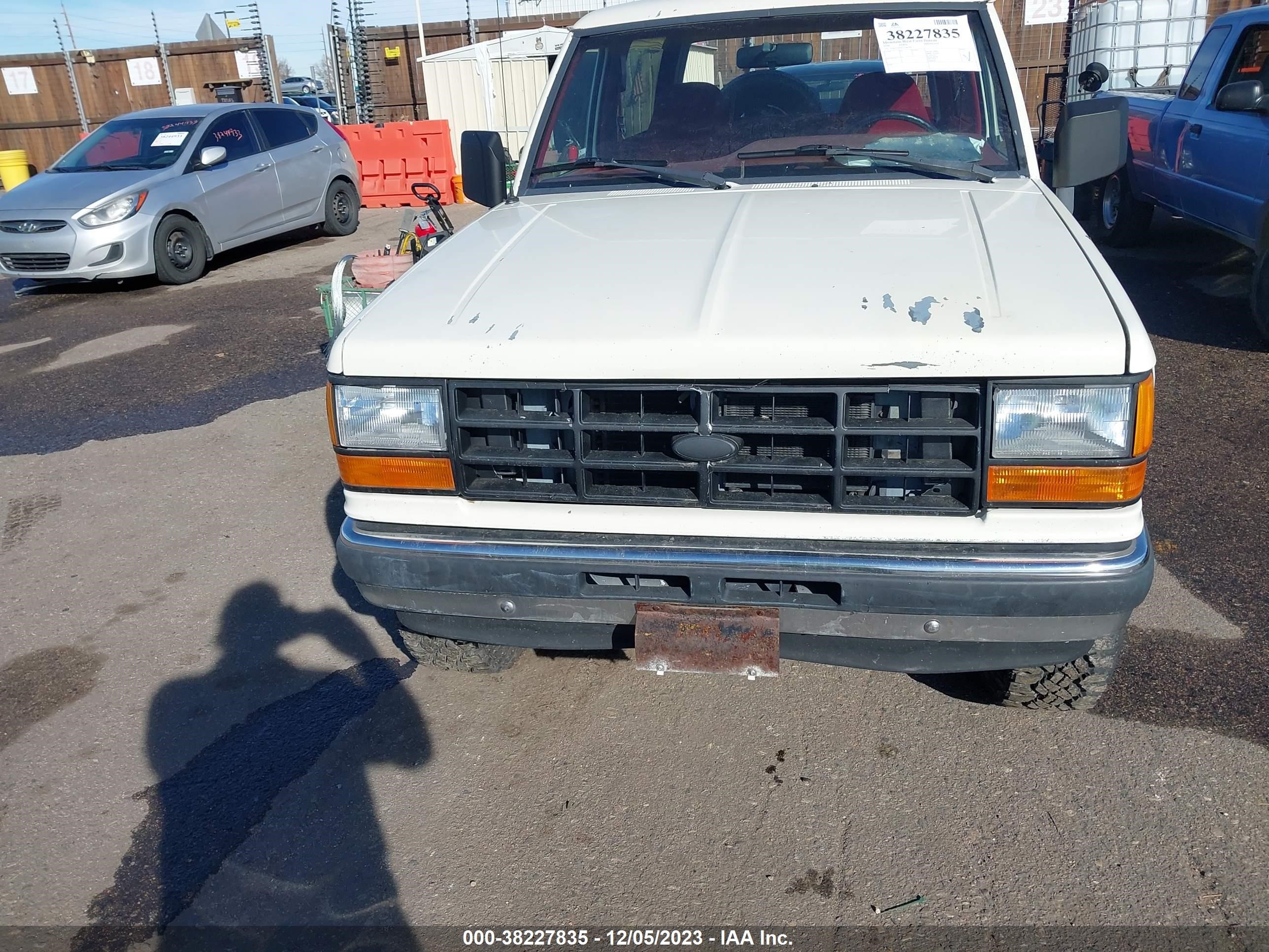 Photo 5 VIN: 1FMCU14T1LUA46294 - FORD BRONCO-II 