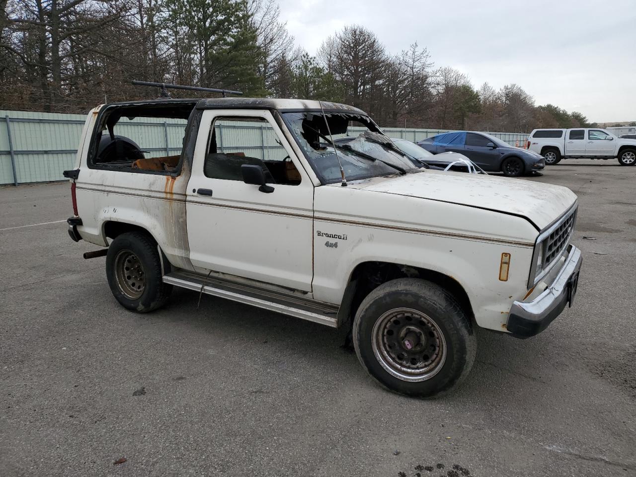 Photo 3 VIN: 1FMCU14T4HUB02915 - FORD BRONCO 