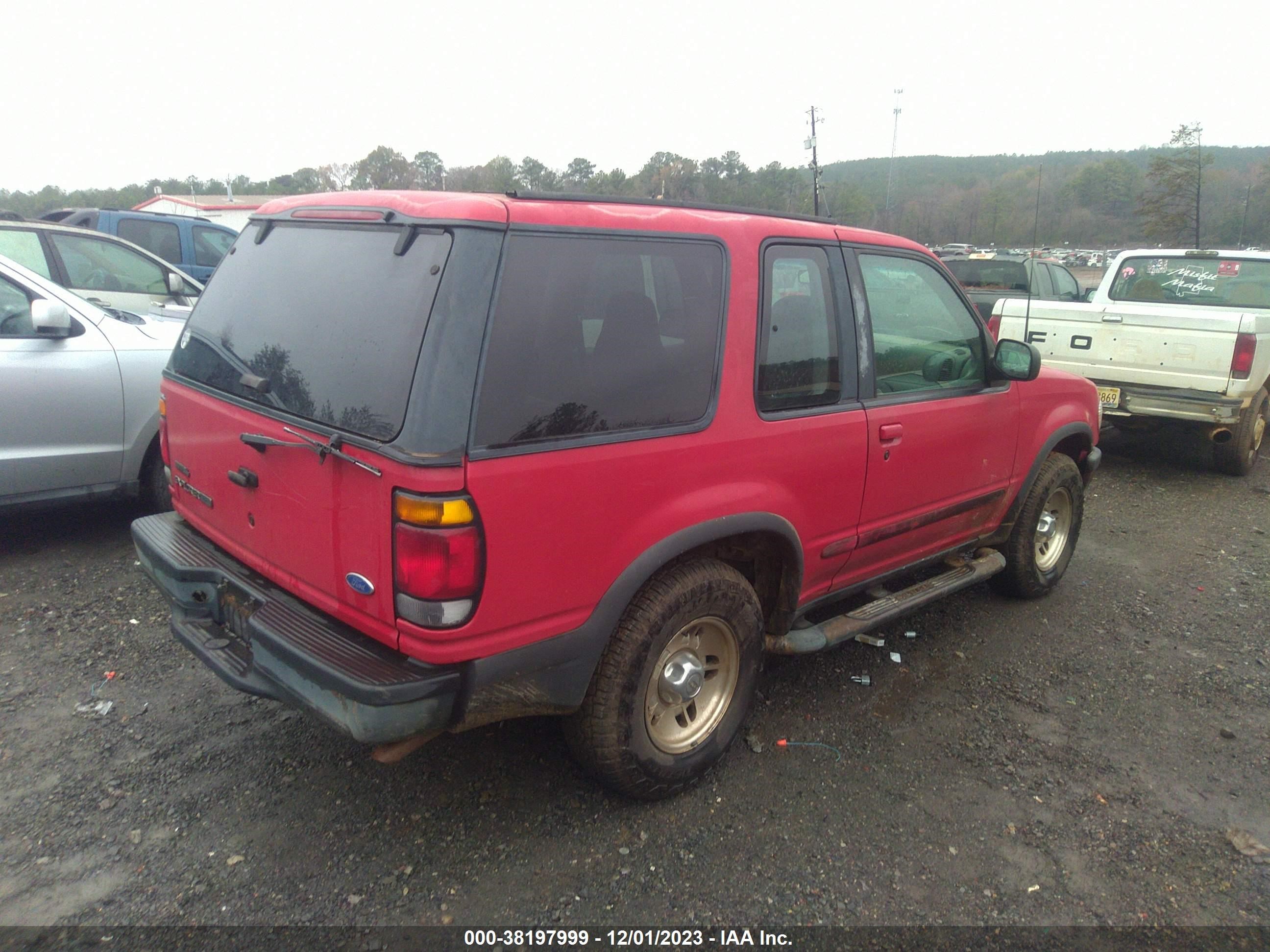 Photo 3 VIN: 1FMCU22X4VUC46715 - FORD EXPLORER 