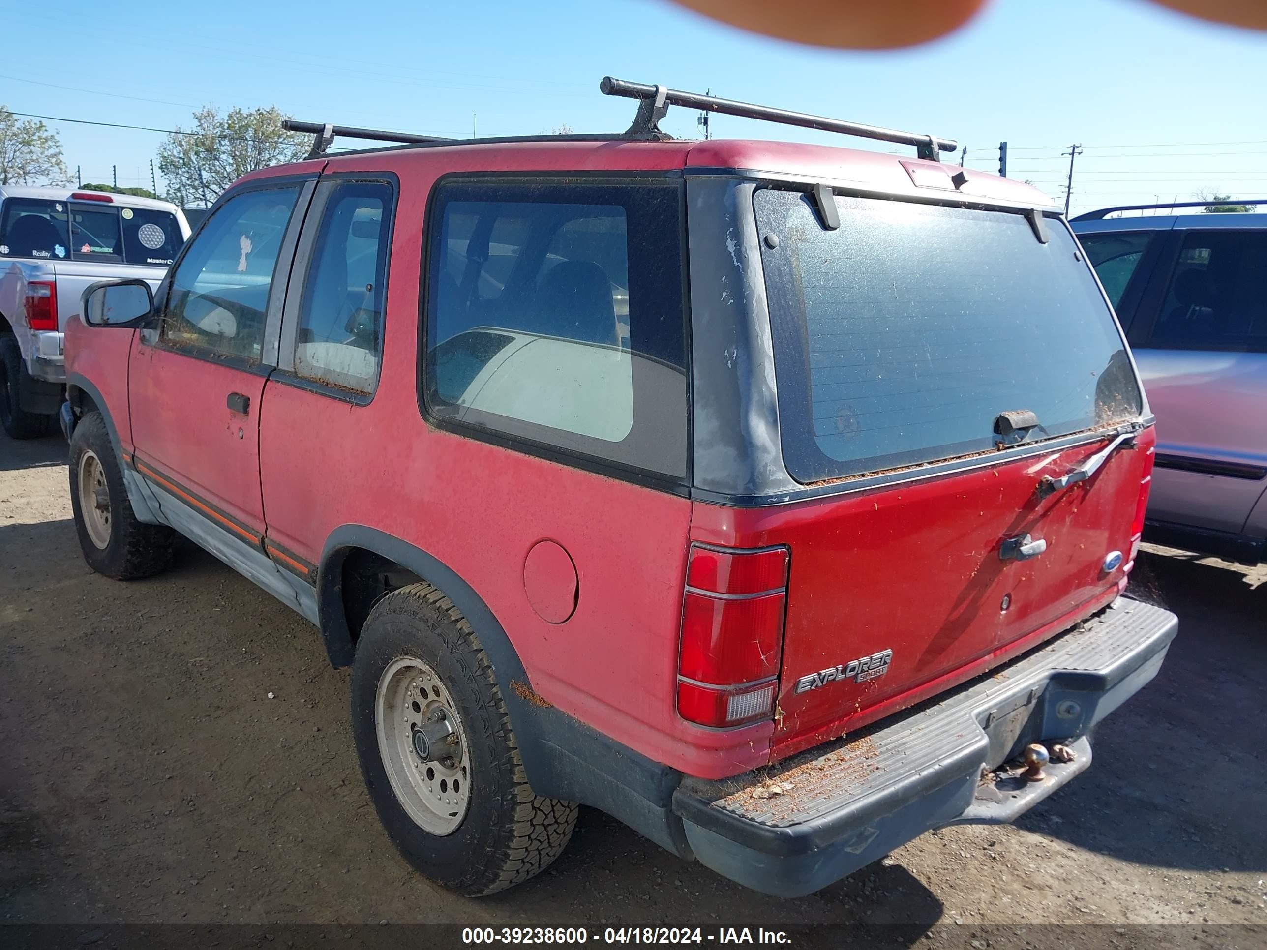 Photo 2 VIN: 1FMCU24XXNUB61536 - FORD EXPLORER 