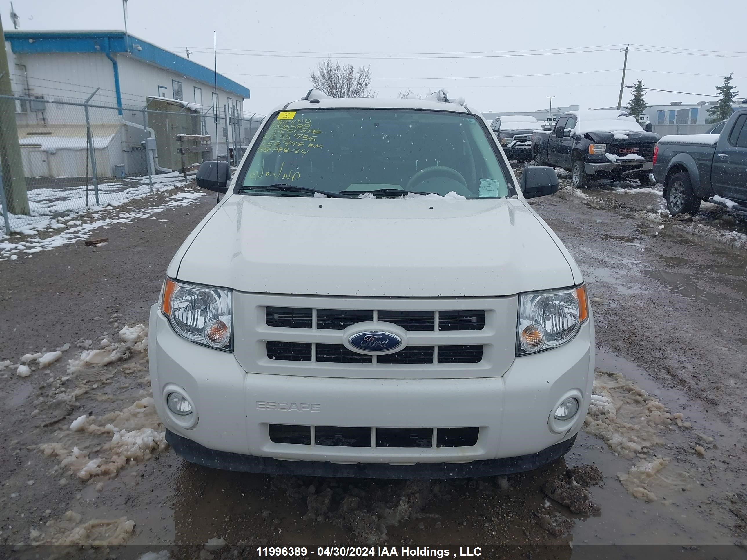 Photo 12 VIN: 1FMCU49329KC55736 - FORD ESCAPE 