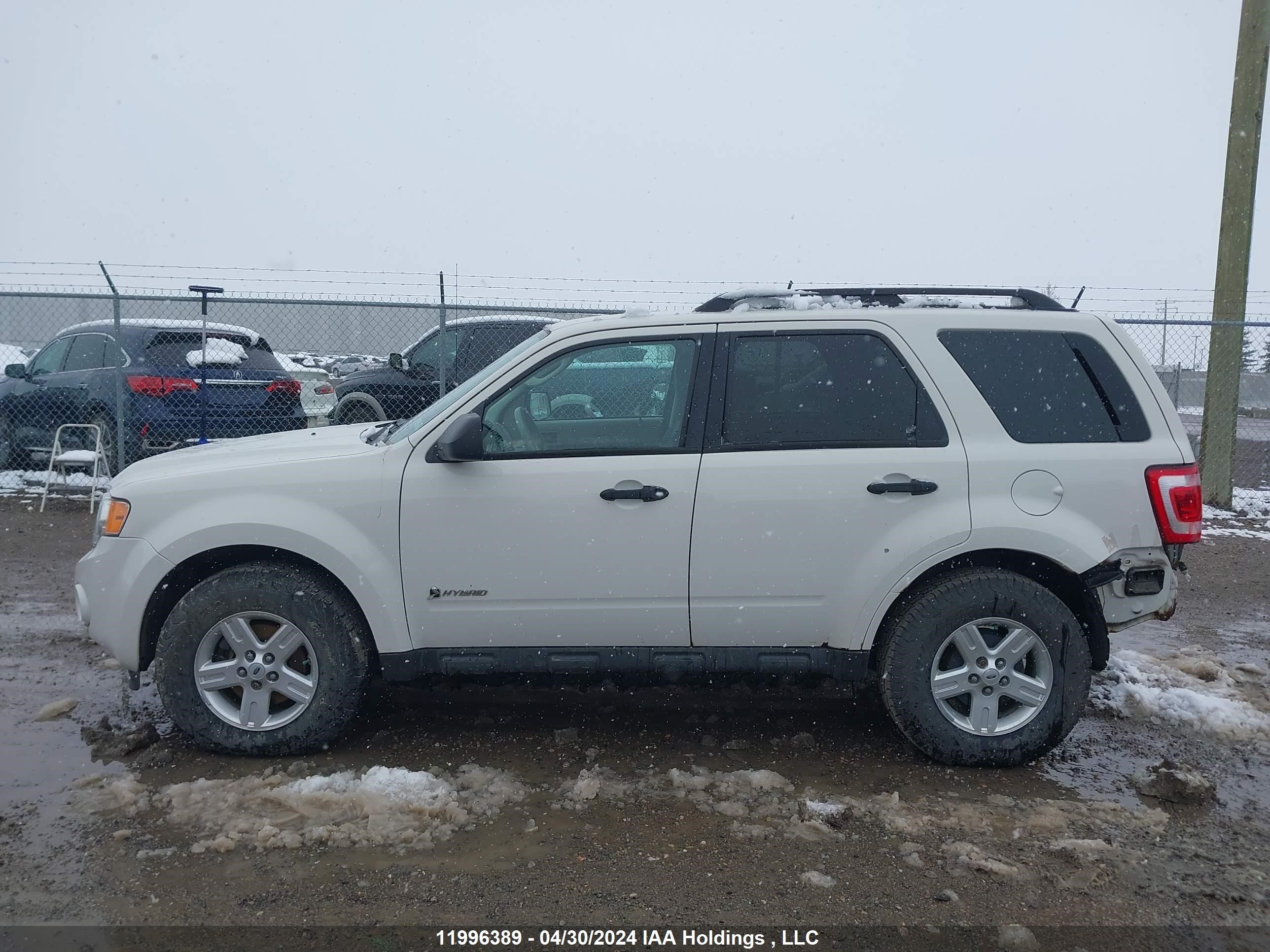 Photo 14 VIN: 1FMCU49329KC55736 - FORD ESCAPE 