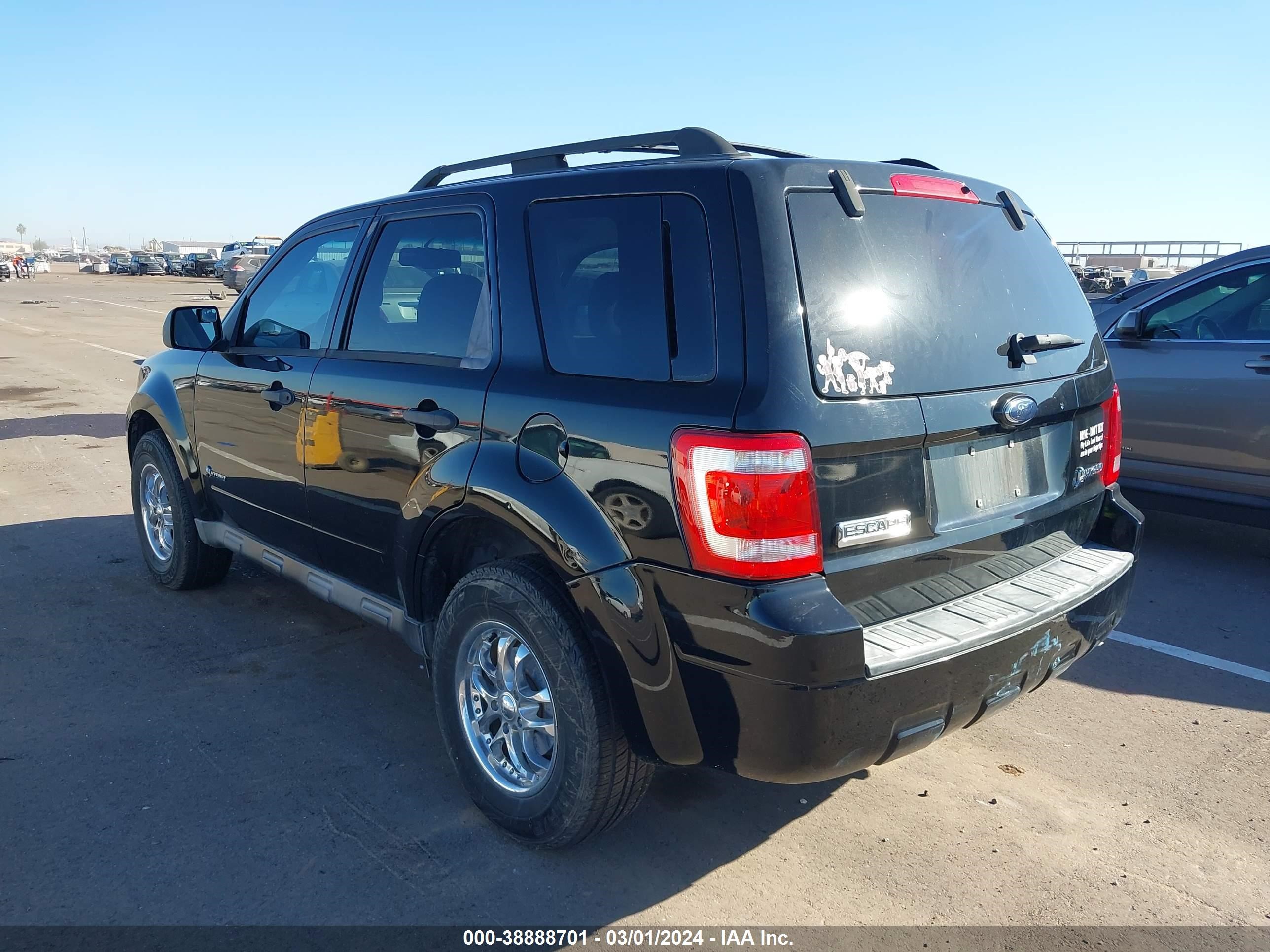 Photo 2 VIN: 1FMCU49339KA60146 - FORD ESCAPE 