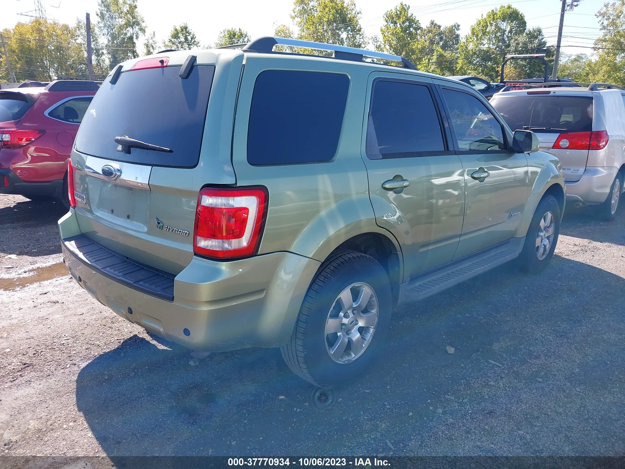 Photo 3 VIN: 1FMCU49349KA56168 - FORD ESCAPE 