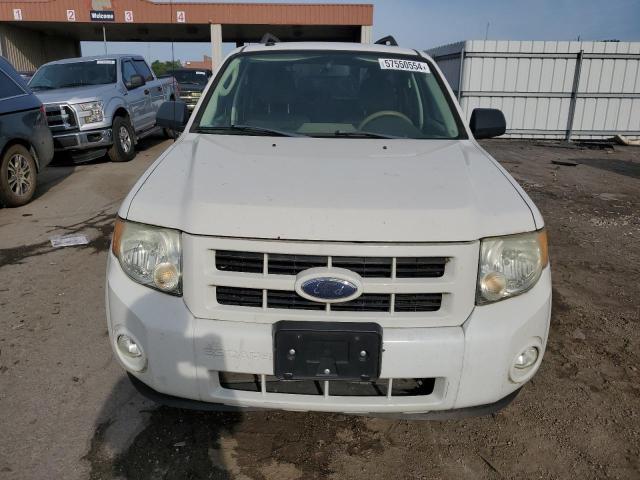 Photo 4 VIN: 1FMCU49389KA99167 - FORD ESCAPE 