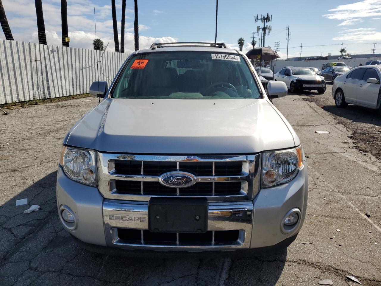 Photo 4 VIN: 1FMCU493X9KA86744 - FORD ESCAPE 