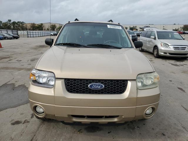 Photo 4 VIN: 1FMCU49H17KA04778 - FORD ESCAPE 