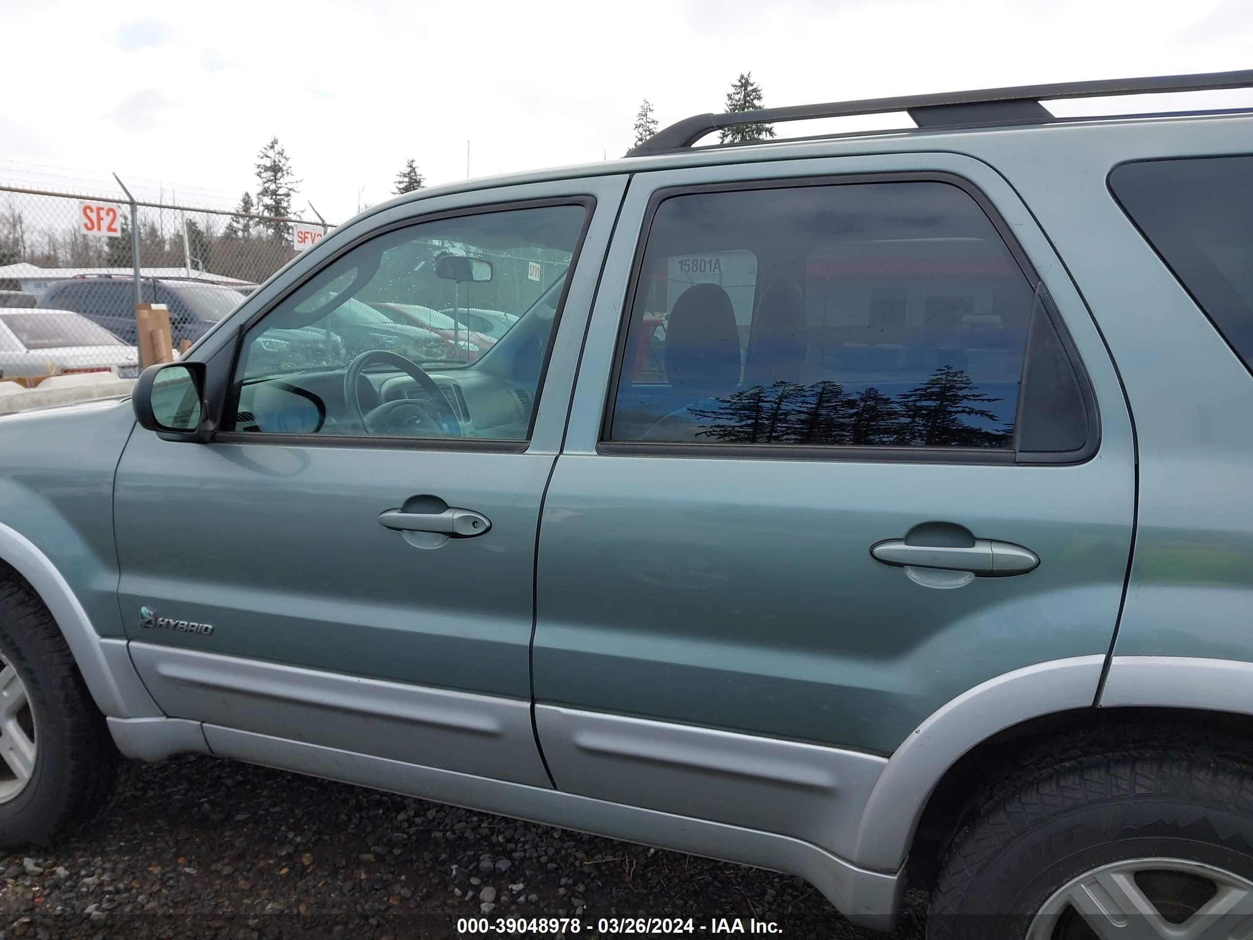 Photo 13 VIN: 1FMCU49H77KA75760 - FORD ESCAPE 