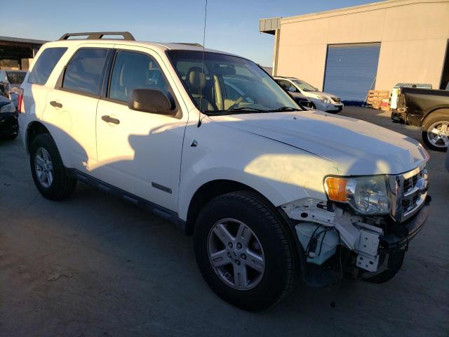 Photo 3 VIN: 1FMCU49H98KC80000 - FORD ESCAPE 