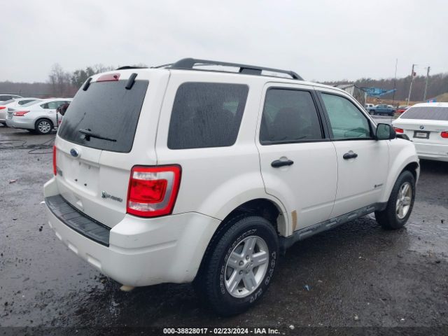 Photo 3 VIN: 1FMCU4K32AKC24601 - FORD ESCAPE HYBRID 