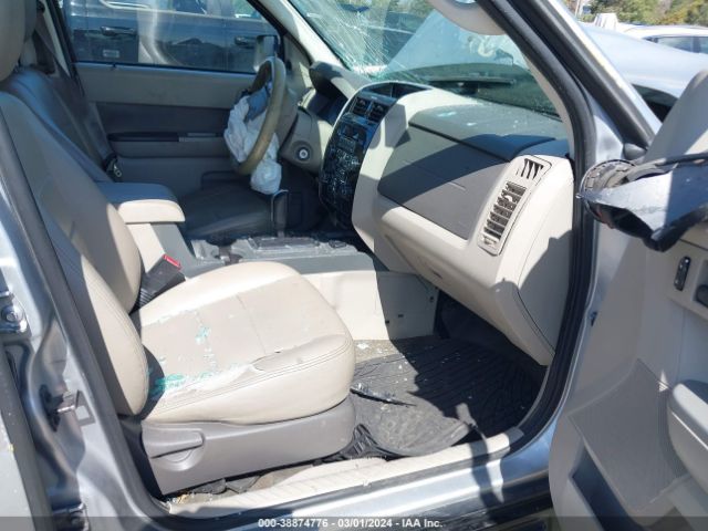 Photo 4 VIN: 1FMCU4K34BKC68472 - FORD ESCAPE HYBRID 