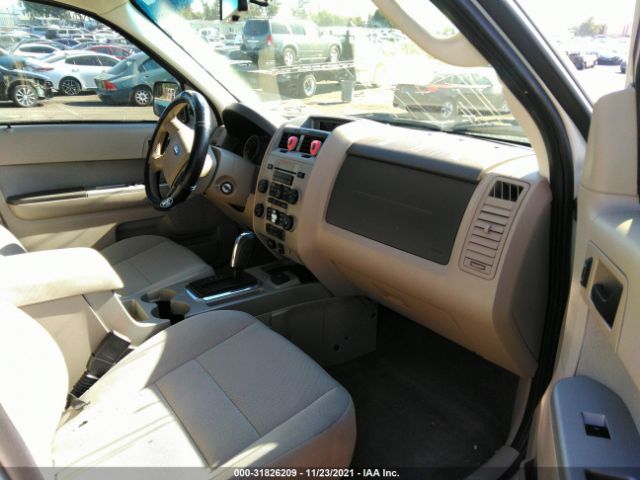 Photo 4 VIN: 1FMCU4K35AKC16413 - FORD ESCAPE 