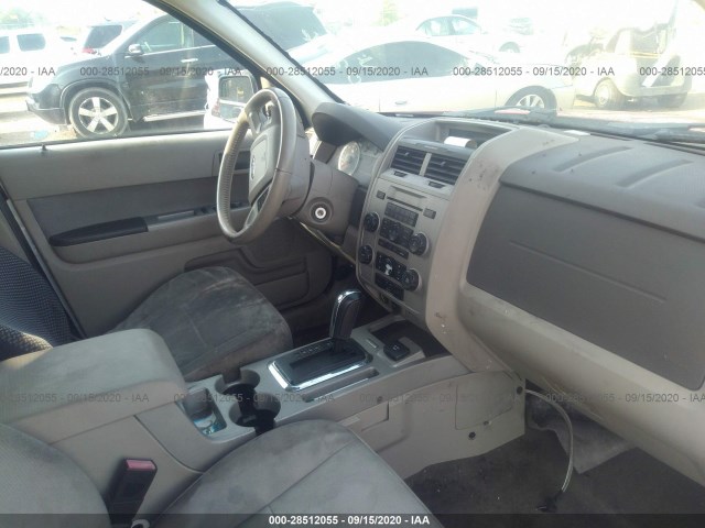 Photo 4 VIN: 1FMCU4K3XCKB20246 - FORD ESCAPE 