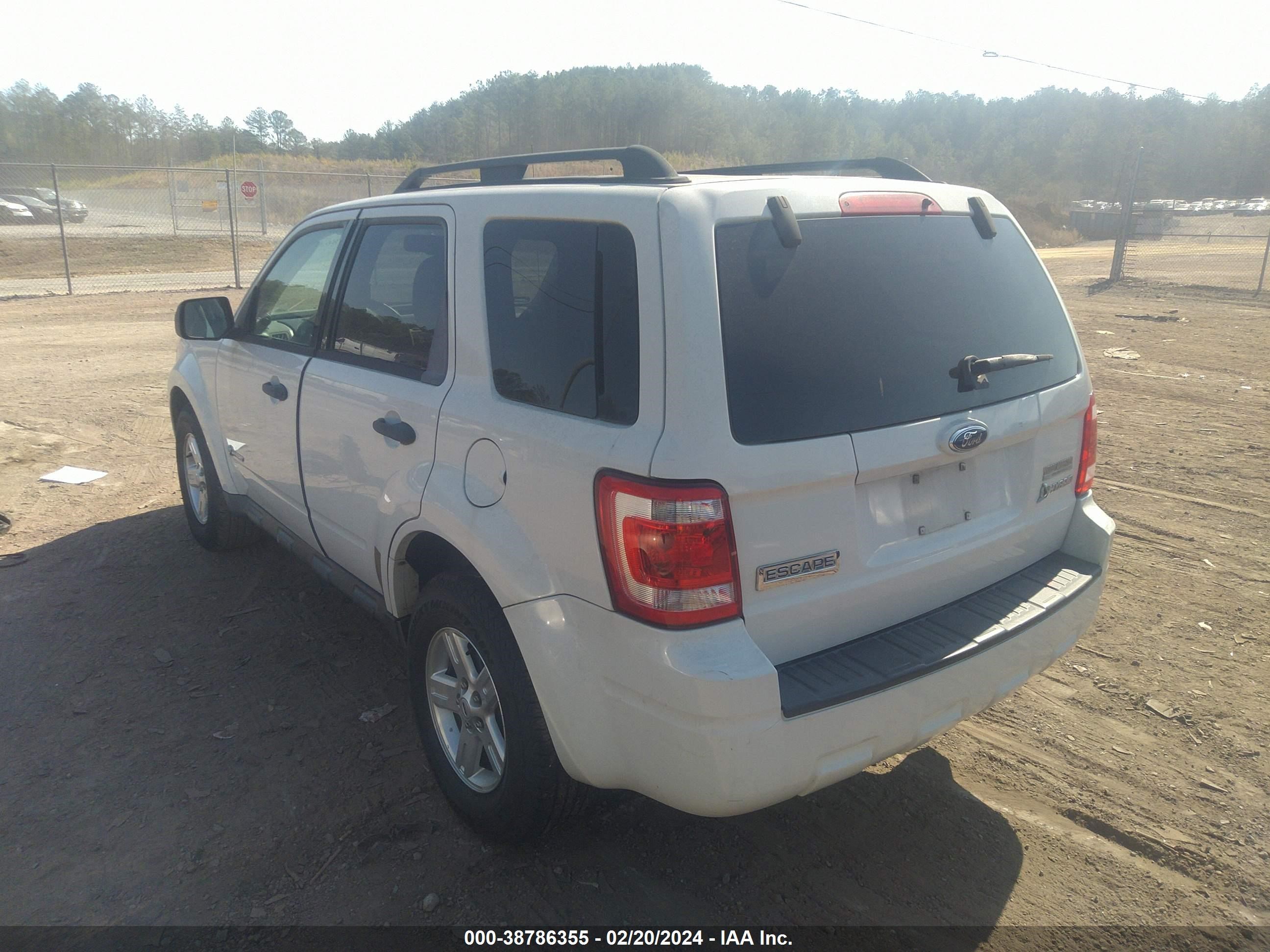 Photo 13 VIN: 1FMCU59309KA71207 - FORD ESCAPE 