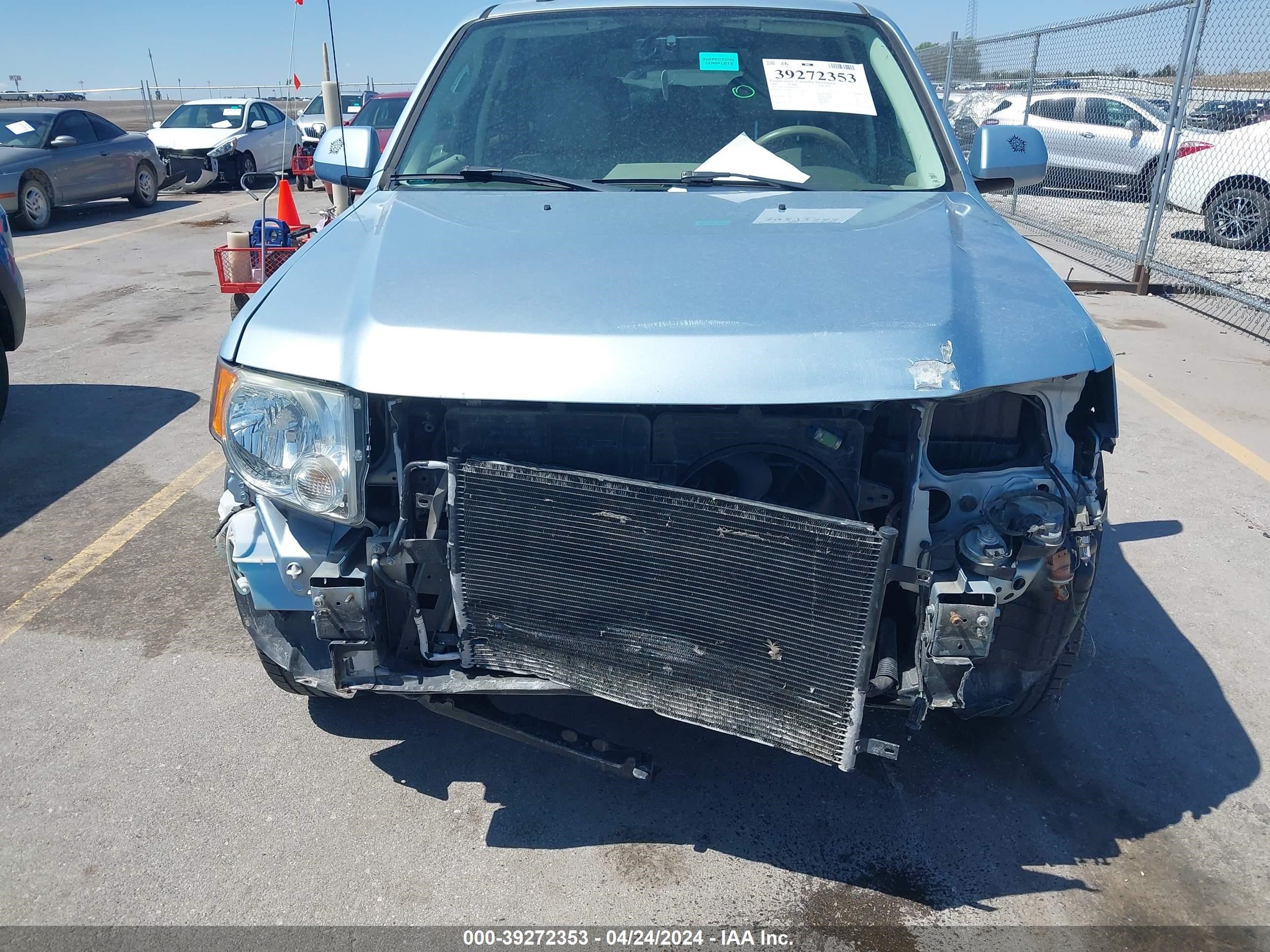 Photo 5 VIN: 1FMCU59349KC81633 - FORD ESCAPE 