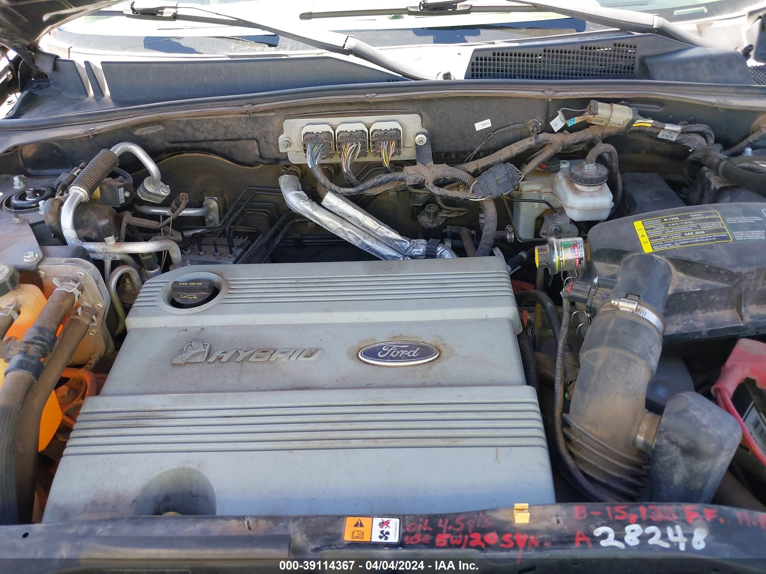 Photo 9 VIN: 1FMCU59H18KB12843 - FORD ESCAPE 