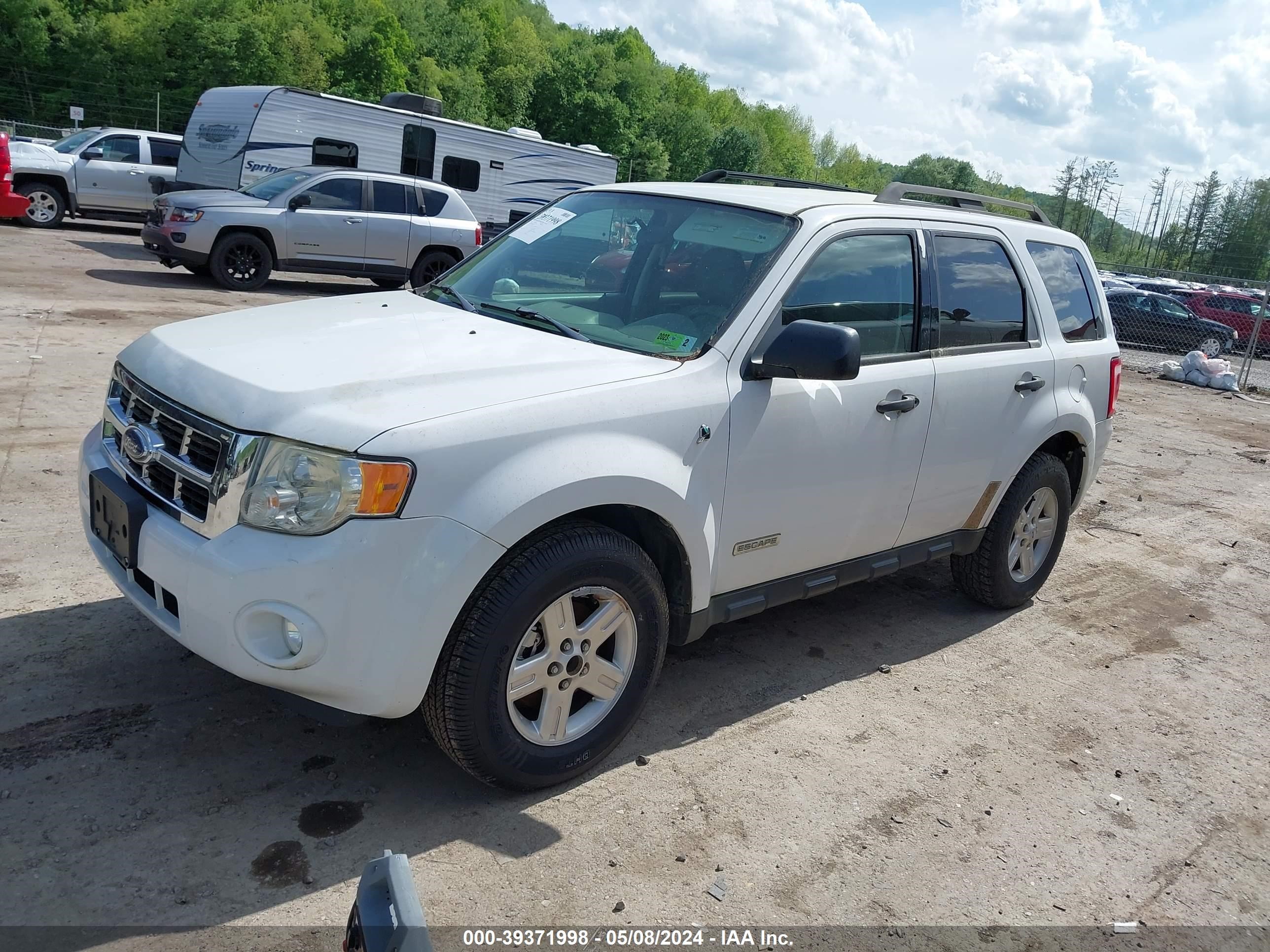 Photo 1 VIN: 1FMCU59H48KA24370 - FORD ESCAPE 