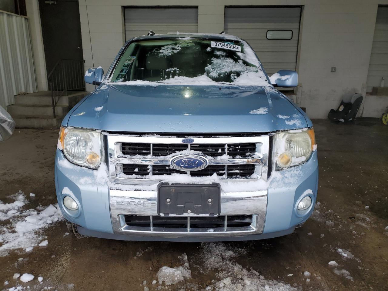 Photo 4 VIN: 1FMCU59H68KE45331 - FORD ESCAPE 