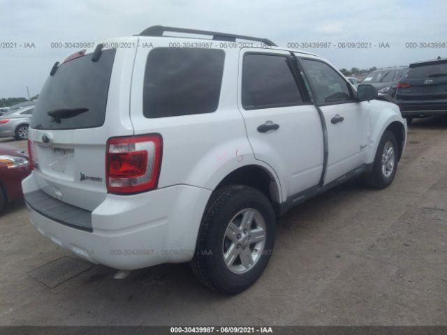 Photo 3 VIN: 1FMCU5K33BKA51310 - FORD ESCAPE 