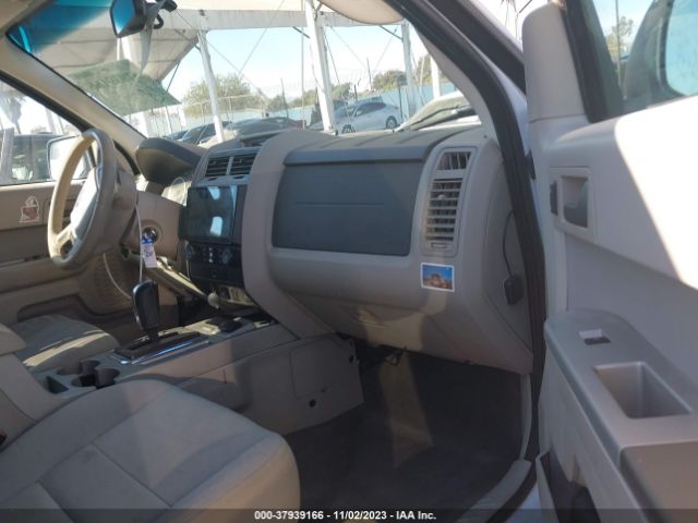 Photo 4 VIN: 1FMCU5K34BKC06446 - FORD ESCAPE HYBRID 