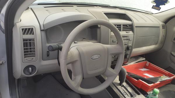 Photo 11 VIN: 1FMCU92118KB02625 - FORD ESCAPE 