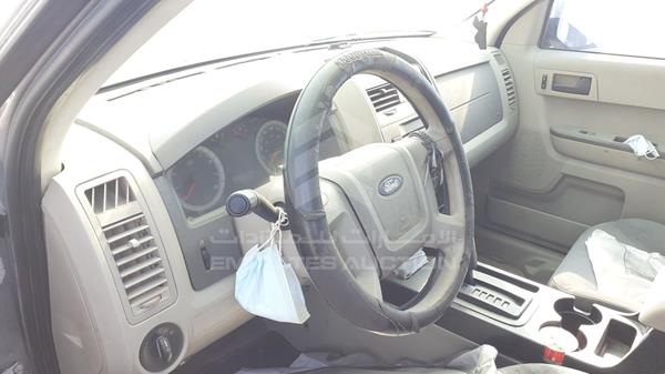 Photo 13 VIN: 1FMCU92118KE43006 - FORD ESCAPE 