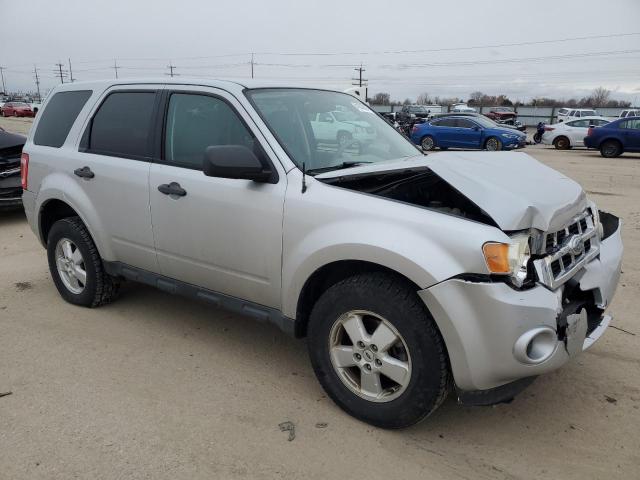 Photo 3 VIN: 1FMCU92719KB70154 - FORD ESCAPE 