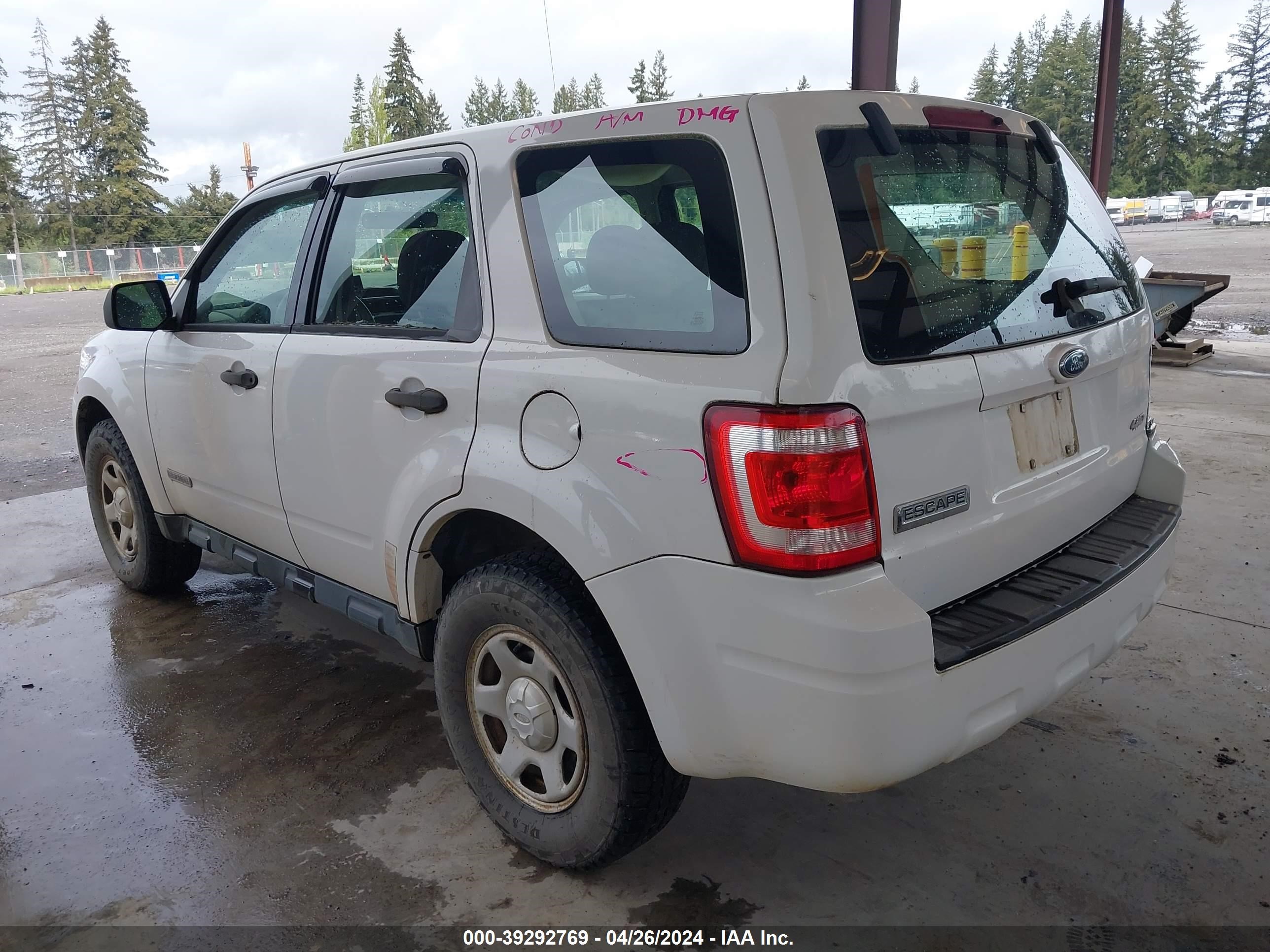 Photo 2 VIN: 1FMCU92Z38KB00106 - FORD ESCAPE 