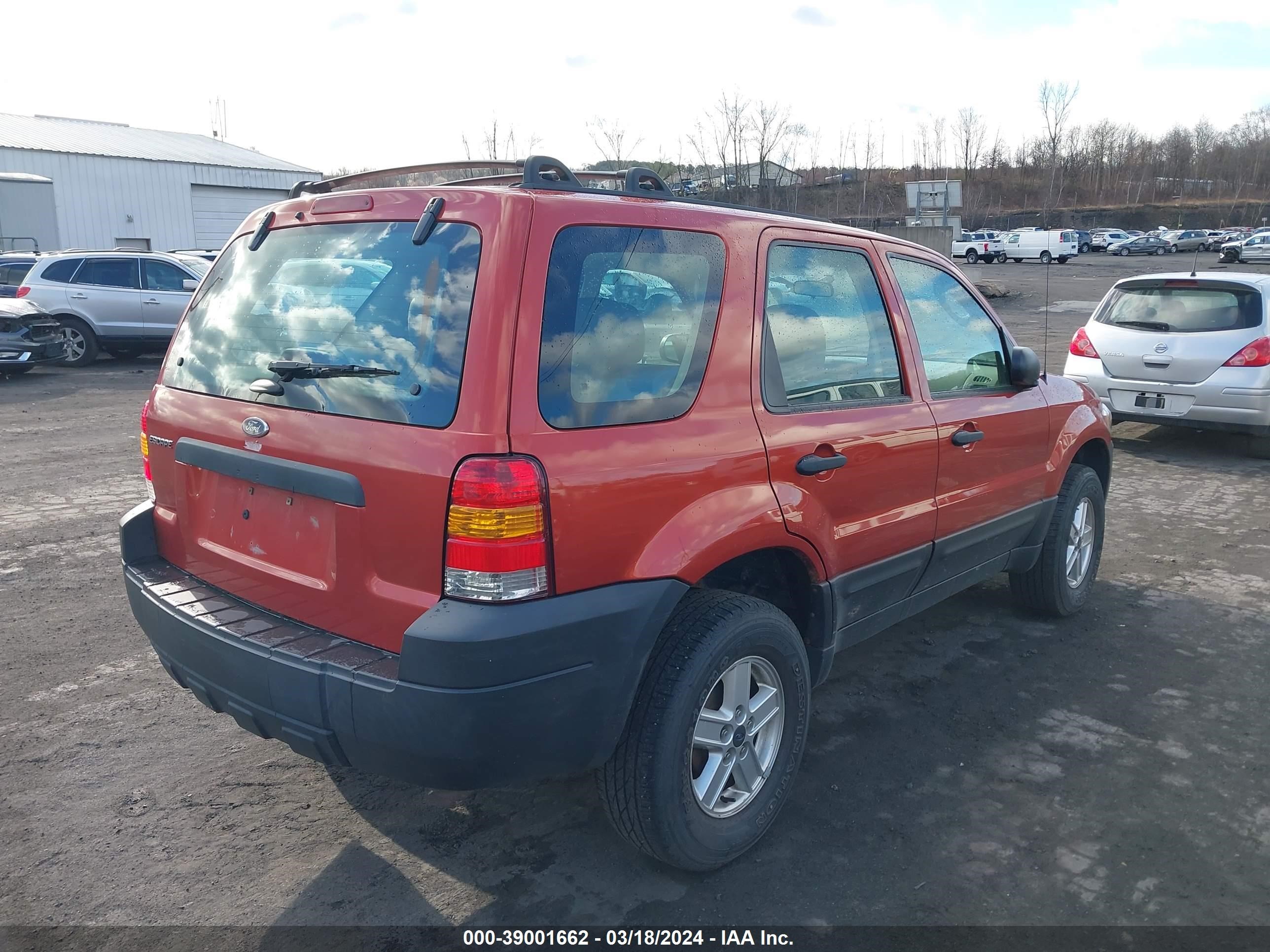 Photo 3 VIN: 1FMCU92Z97KB36140 - FORD ESCAPE 