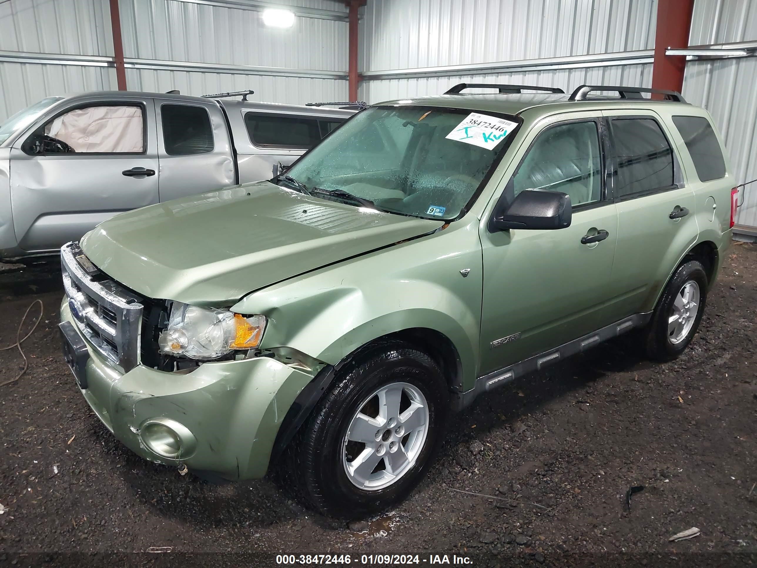 Photo 1 VIN: 1FMCU93108KB03506 - FORD ESCAPE 