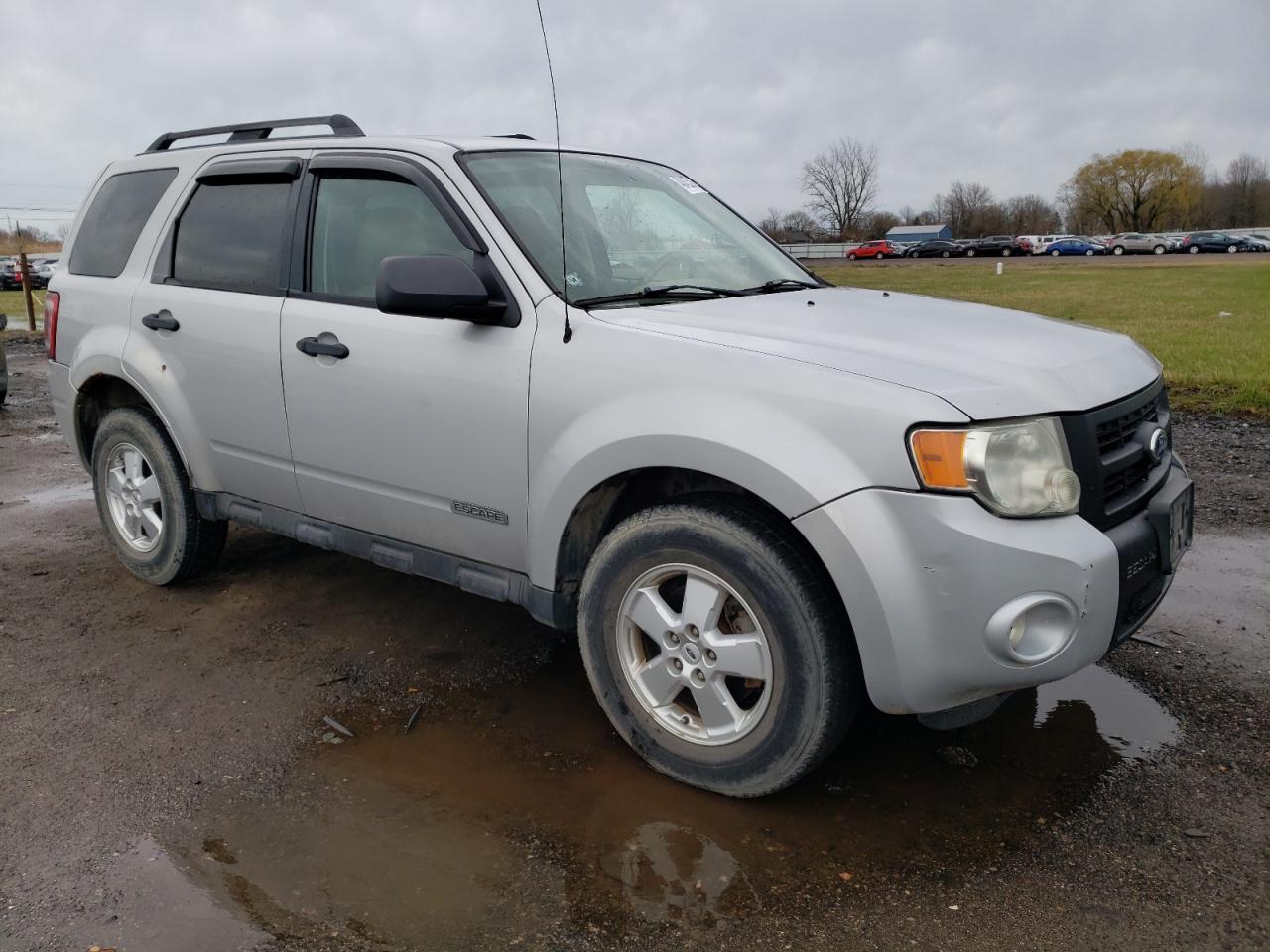 Photo 3 VIN: 1FMCU93118KC91307 - FORD ESCAPE 