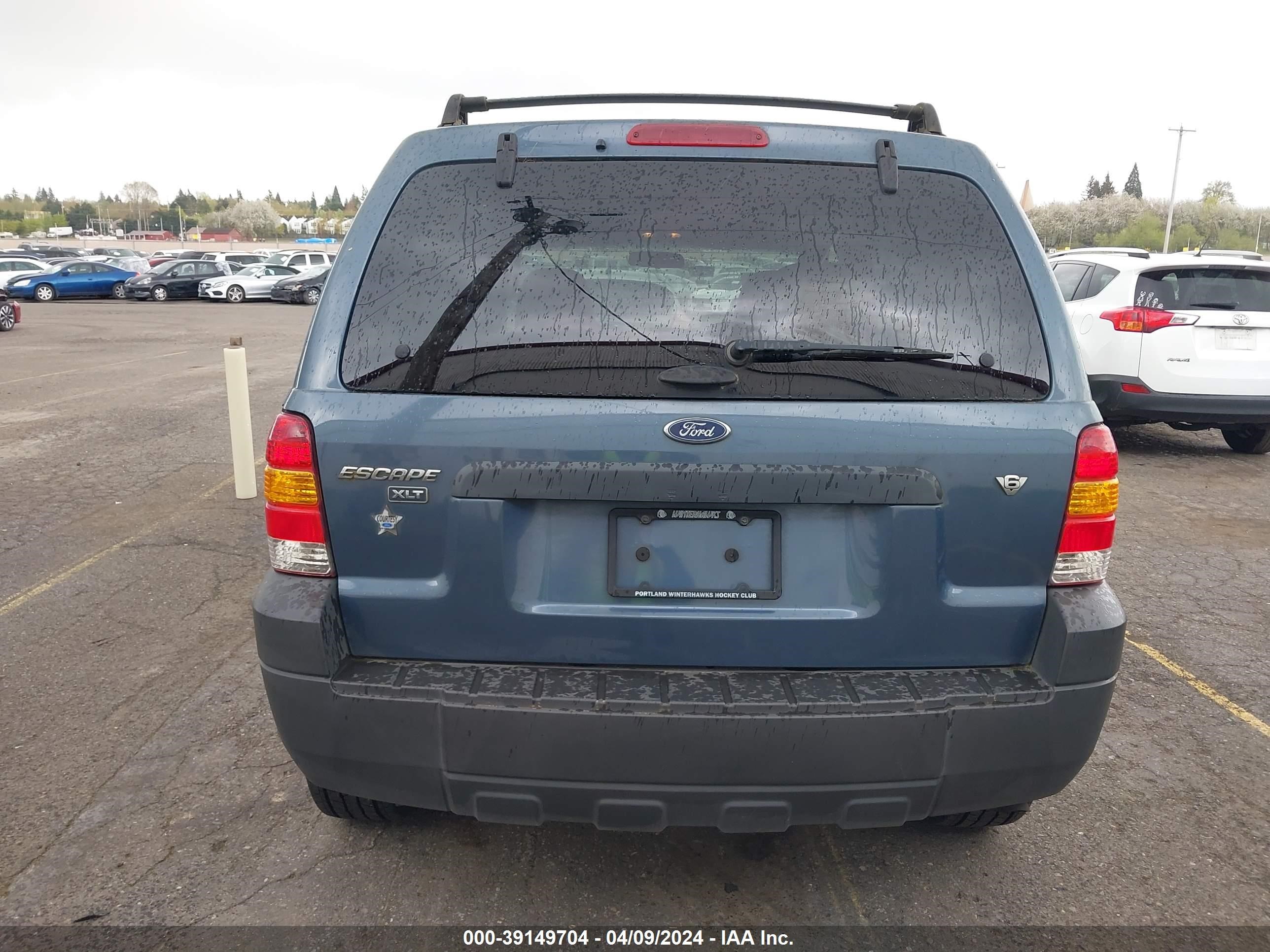 Photo 15 VIN: 1FMCU93126KA84955 - FORD ESCAPE 