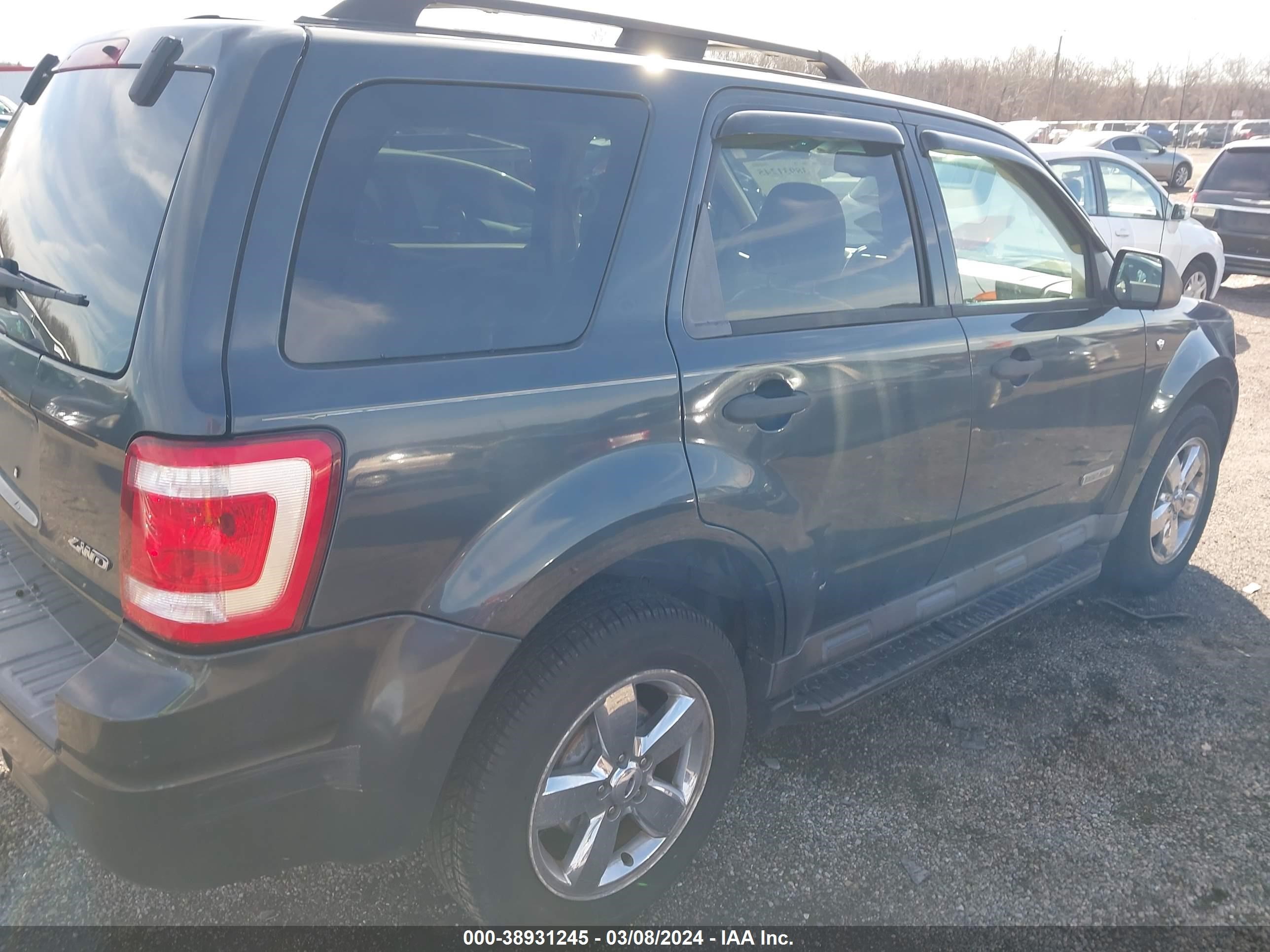 Photo 3 VIN: 1FMCU93128KB13521 - FORD ESCAPE 