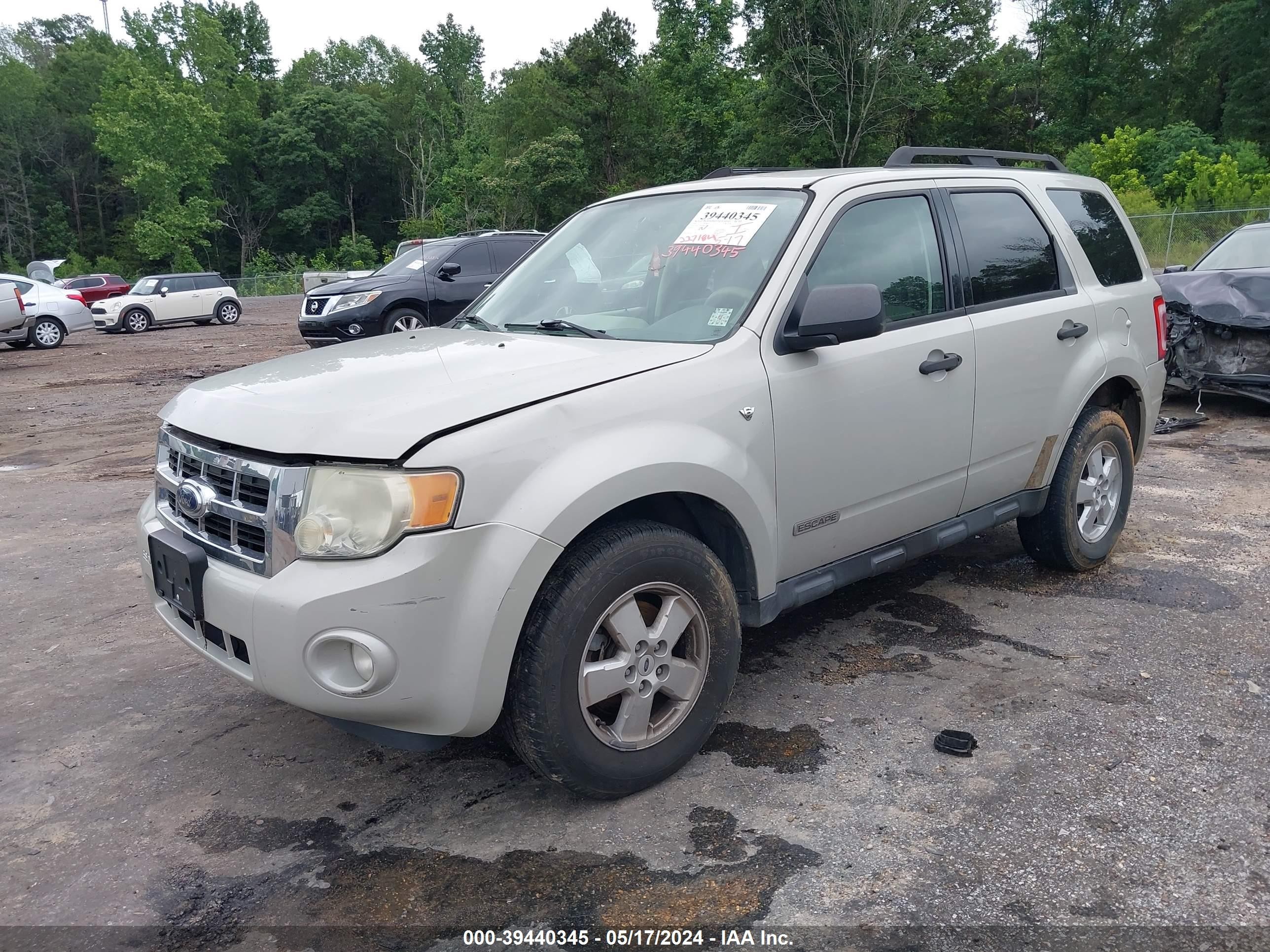 Photo 1 VIN: 1FMCU93128KE53252 - FORD ESCAPE 