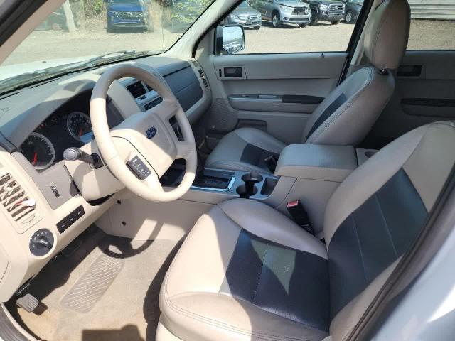 Photo 6 VIN: 1FMCU93138KB52005 - FORD ESCAPE 