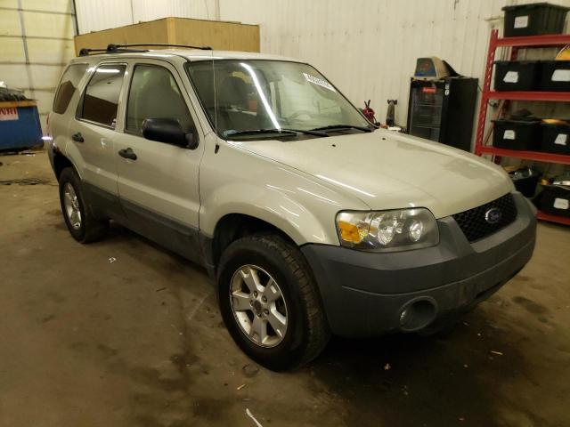 Photo 3 VIN: 1FMCU93155KA16938 - FORD ESCAPE 